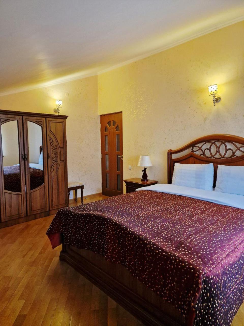 Jermuk Villa Imperial ภายนอก รูปภาพ