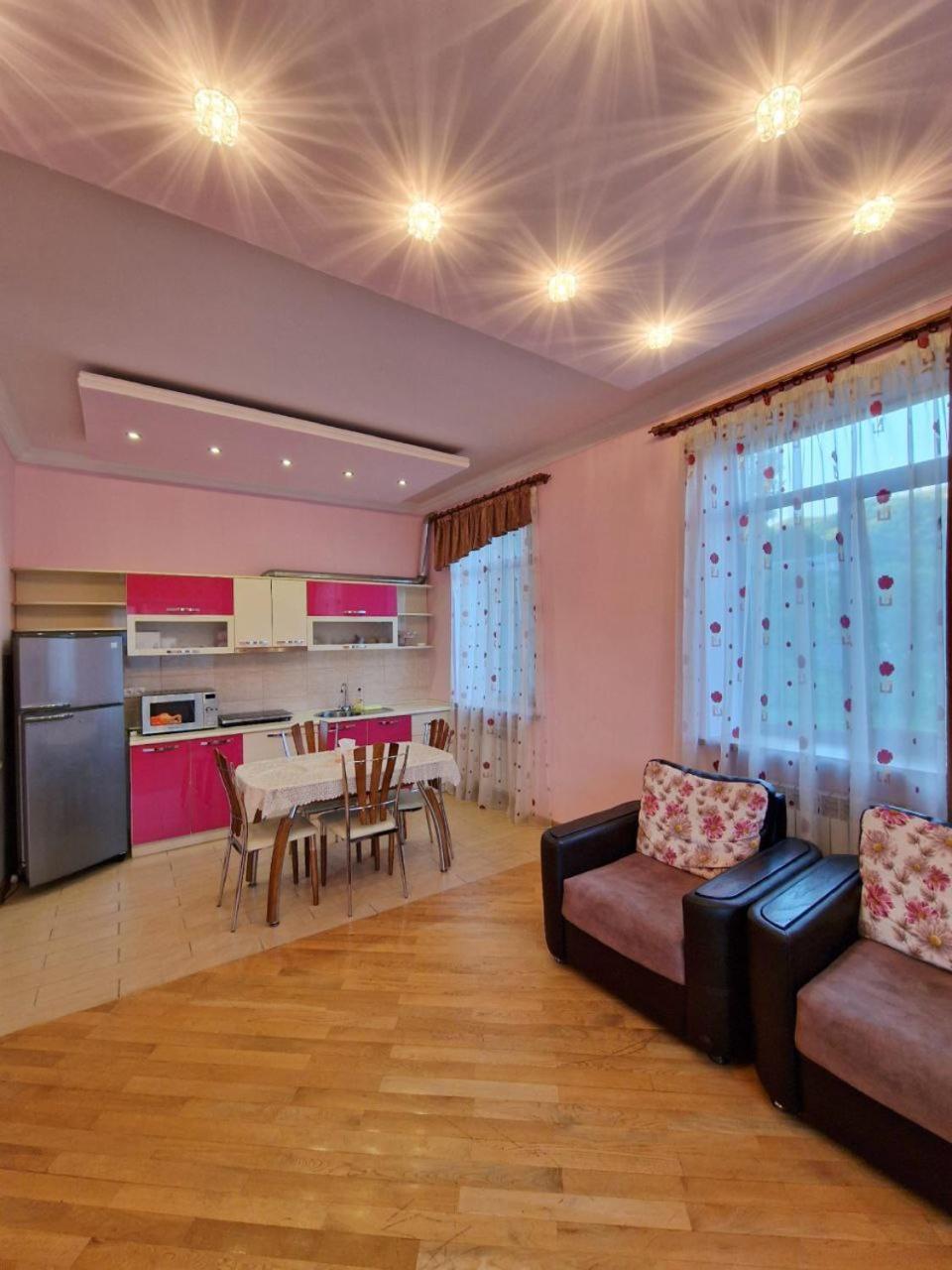 Jermuk Villa Imperial ภายนอก รูปภาพ